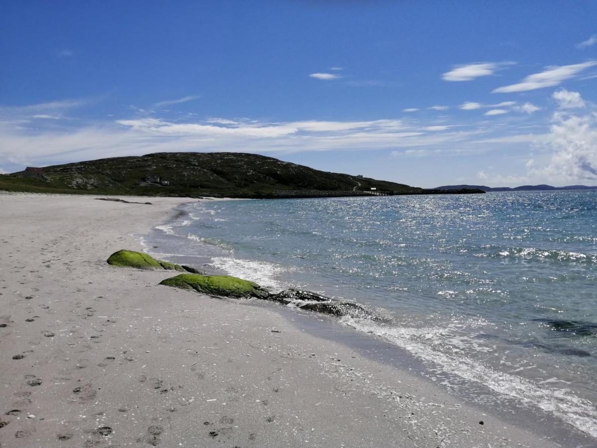 Вілла Glamping Pod For 2 Pod Beag Na Haun Eriskay Екстер'єр фото